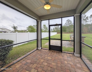 95 Silver Creek Place - Photo Thumbnail 15