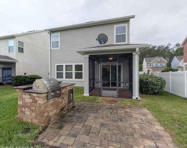 95 Silver Creek Place - Photo Thumbnail 16