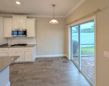 95 Silver Creek Place - Photo Thumbnail 6