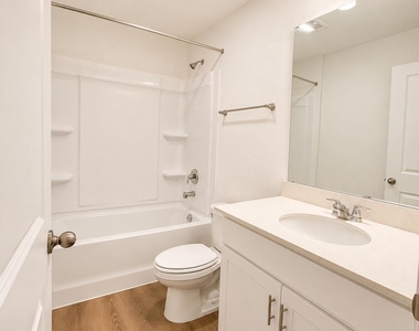 726 Sailor Grove Lane - Photo Thumbnail 12