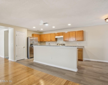 2346 Adams Lake Boulevard - Photo Thumbnail 18
