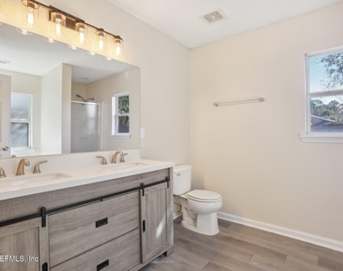 2346 Adams Lake Boulevard - Photo Thumbnail 31