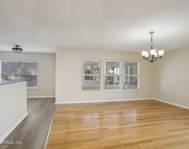 2346 Adams Lake Boulevard - Photo Thumbnail 11