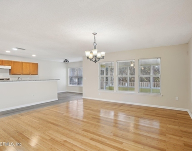 2346 Adams Lake Boulevard - Photo Thumbnail 12