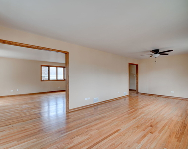 2524 Grove Street - Photo Thumbnail 5