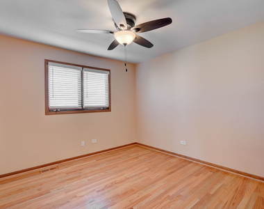 2524 Grove Street - Photo Thumbnail 17