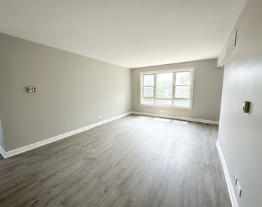 5355 N California Avenue - Photo Thumbnail 1