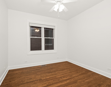 3928 N Greenview Avenue - Photo Thumbnail 10
