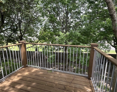 2405 Madiera Court - Photo Thumbnail 8