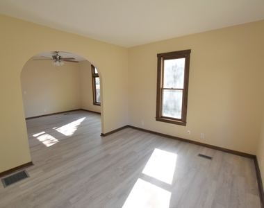 451 Marion Avenue - Photo Thumbnail 1