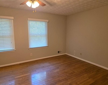 1695 Underwood Drive - Photo Thumbnail 12