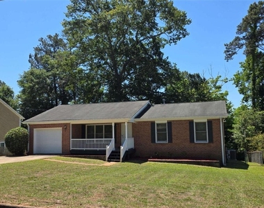 1695 Underwood Drive - Photo Thumbnail 2