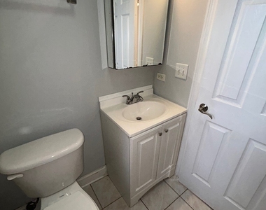 4542 W George Street - Photo Thumbnail 11