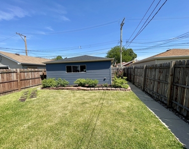6840 W 64th Street - Photo Thumbnail 21