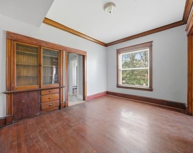7056 S Parnell Avenue - Photo Thumbnail 2