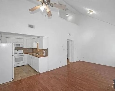 6447 River Park Drive - Photo Thumbnail 12