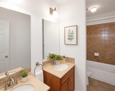 6447 River Park Drive - Photo Thumbnail 7
