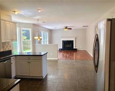 2102 Chatou Place Nw - Photo Thumbnail 7