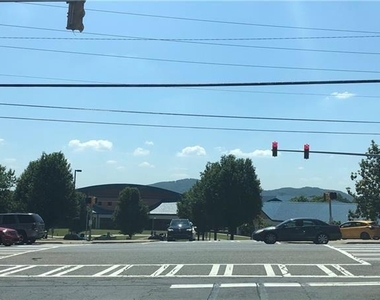 2102 Chatou Place Nw - Photo Thumbnail 28