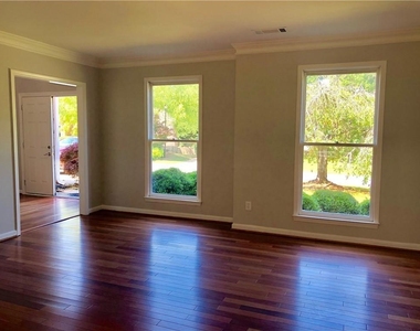 2102 Chatou Place Nw - Photo Thumbnail 4