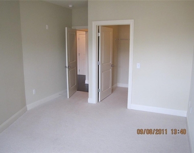 901 Abernathy Road - Photo Thumbnail 18