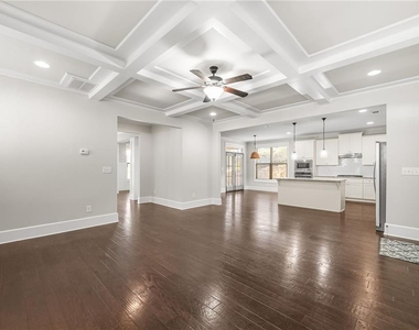 2439 Muirfield Place - Photo Thumbnail 11