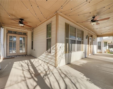 2439 Muirfield Place - Photo Thumbnail 3