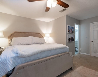 6900 Roswell Road - Photo Thumbnail 34