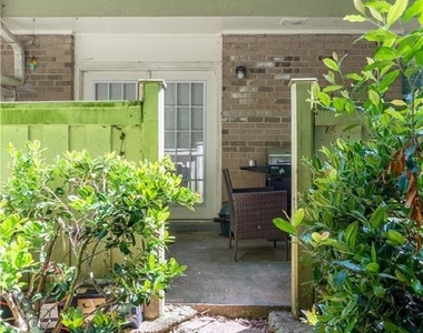 6900 Roswell Road - Photo Thumbnail 49
