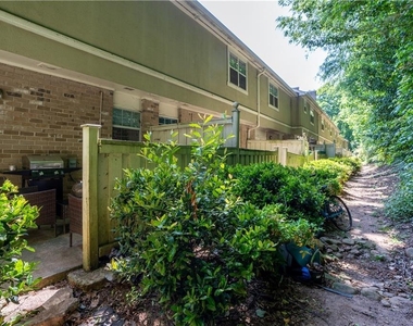 6900 Roswell Road - Photo Thumbnail 48