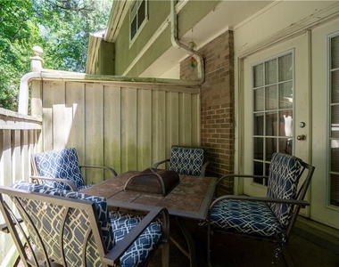 6900 Roswell Road - Photo Thumbnail 46