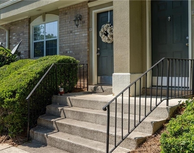 6900 Roswell Road - Photo Thumbnail 1