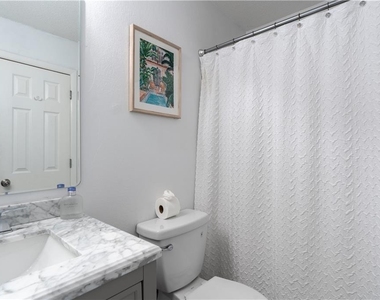6900 Roswell Road - Photo Thumbnail 41