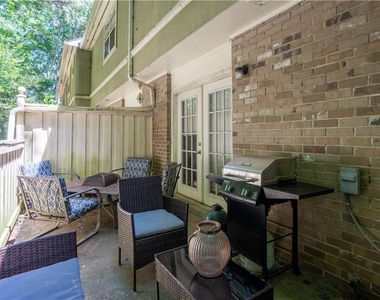 6900 Roswell Road - Photo Thumbnail 43