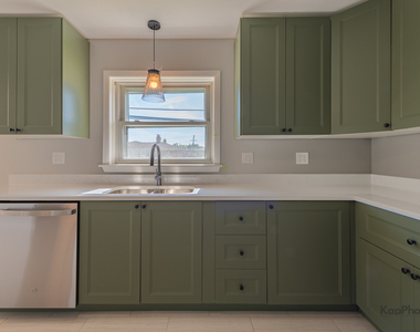 8500 W Carmen Avenue - Photo Thumbnail 9
