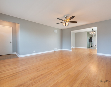 8500 W Carmen Avenue - Photo Thumbnail 3