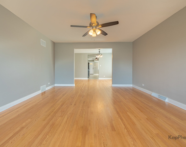8500 W Carmen Avenue - Photo Thumbnail 4