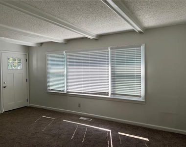 2005 Benson Avenue Se - Photo Thumbnail 10