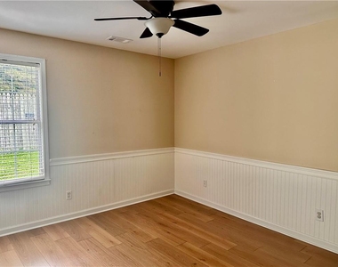 2802 Pine Valley Way Nw - Photo Thumbnail 7