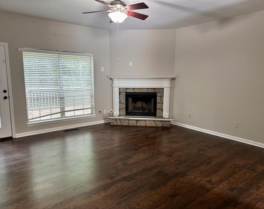 2290 Fairways Court - Photo Thumbnail 5