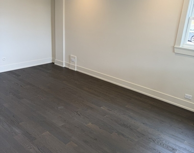 7701 W Marwood Avenue - Photo Thumbnail 6