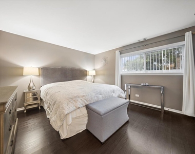550 Vine Avenue - Photo Thumbnail 7