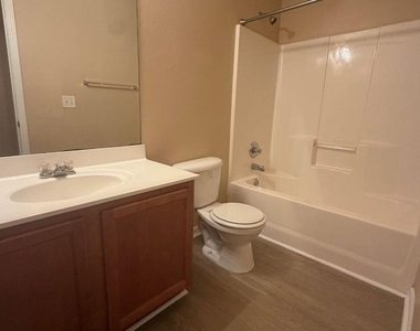 6959 Rogers Point - Photo Thumbnail 22