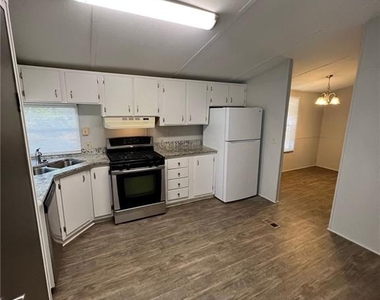 3700 Ash Drive - Photo Thumbnail 7