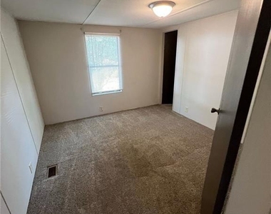 3700 Ash Drive - Photo Thumbnail 12
