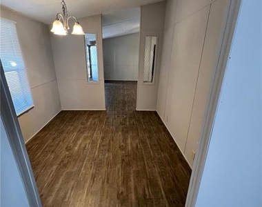 3700 Ash Drive - Photo Thumbnail 8