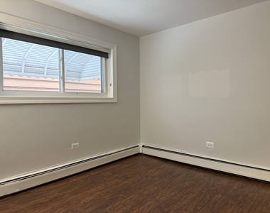 1044 Ontario Street - Photo Thumbnail 9