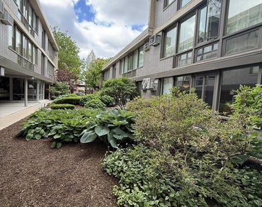 1044 Ontario Street - Photo Thumbnail 1