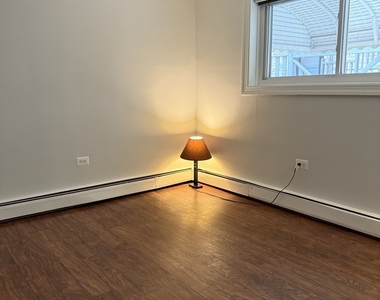 1044 Ontario Street - Photo Thumbnail 12