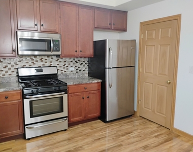 397 Alles Avenue - Photo Thumbnail 9
